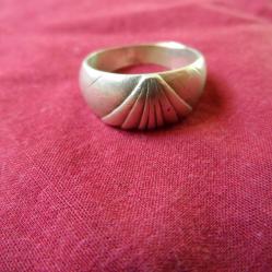 женски сребърен пръстен