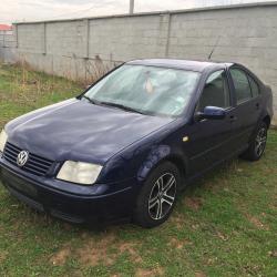 Volkswagen Bora, 1998г., 180000 км, 2990 лв.