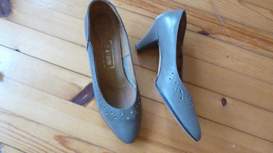 Дамски обувки - класически модел - 37и1 2 - 38