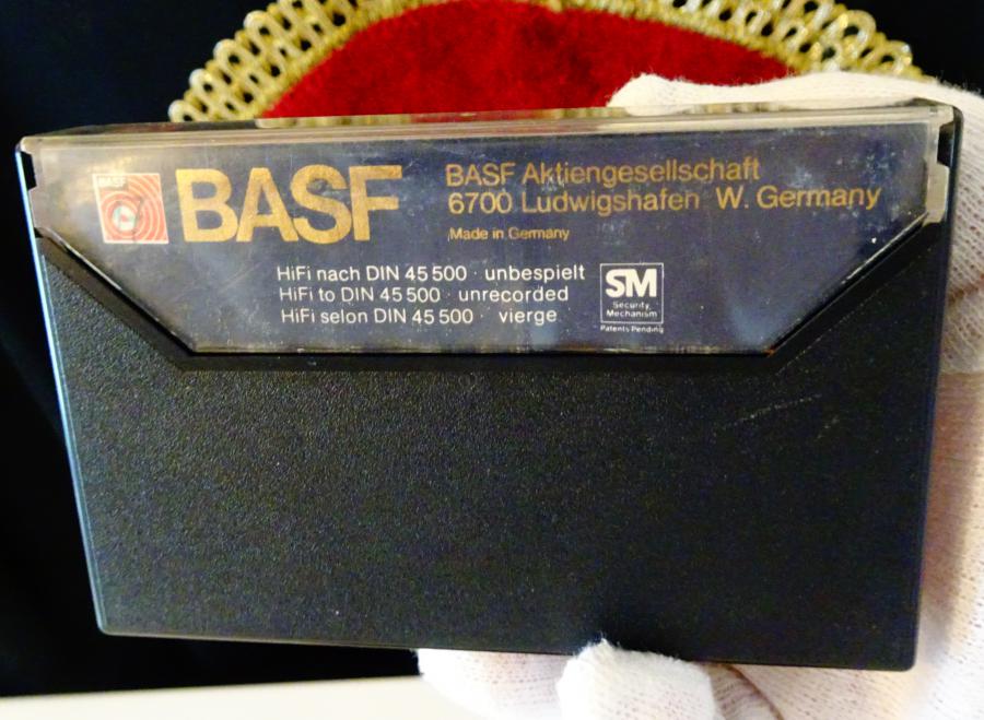 Basf ferrochrom 60 с подбрана диско музика.