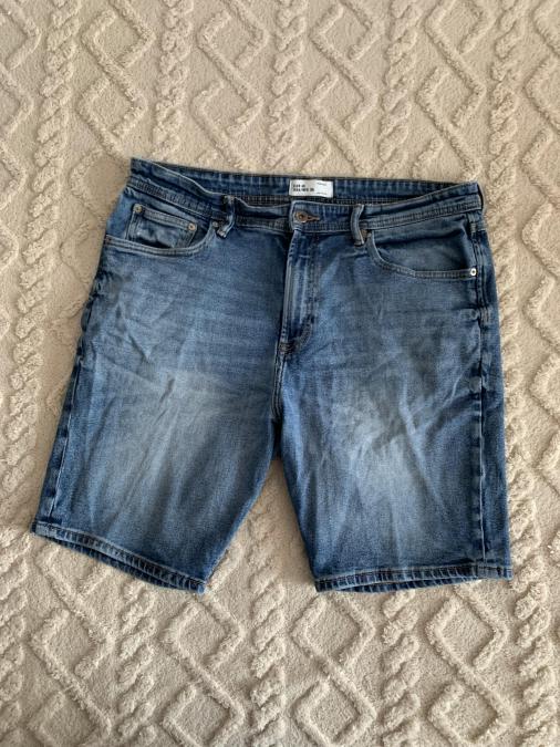 Zara mens denim shorts -къси панталони