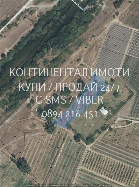 кодг 63192. две ниви 930м2, кат. 5-та и 3330м2, кат. 5-та на 30 метра