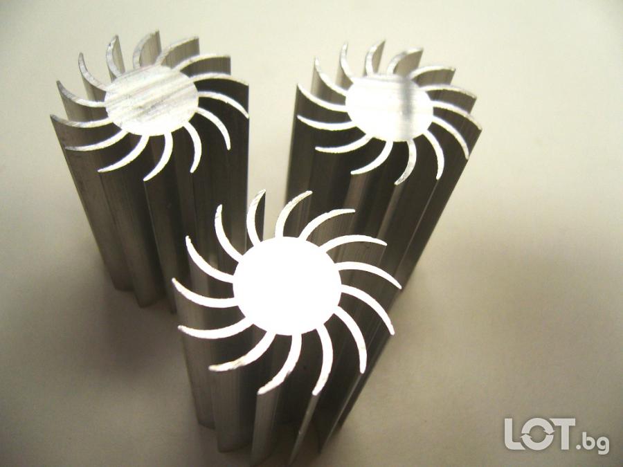 Охладител - радиатор 5cm за електронни компоненти, алуминиев