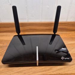 Рутер Tp-link Archer MR 600 със слот за сим карта