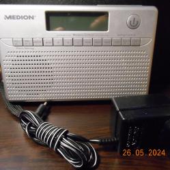 Medion MD 82157 PLL 4 band radio clock alarm - vintage 2010
