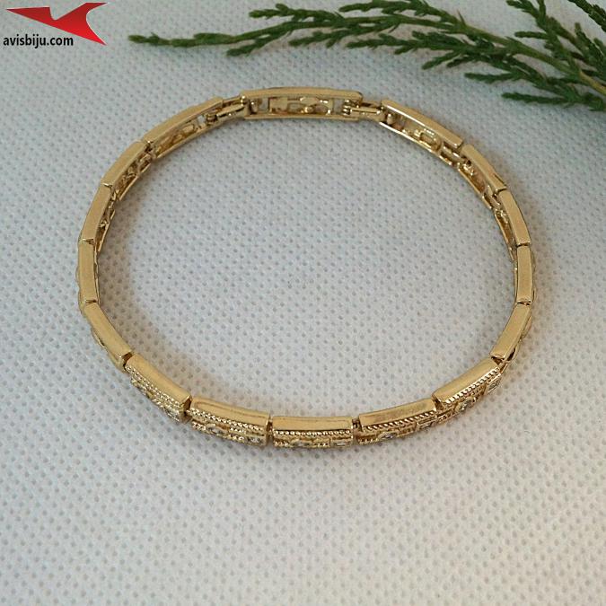 Гривна с 14К златно покритие и с цирконий