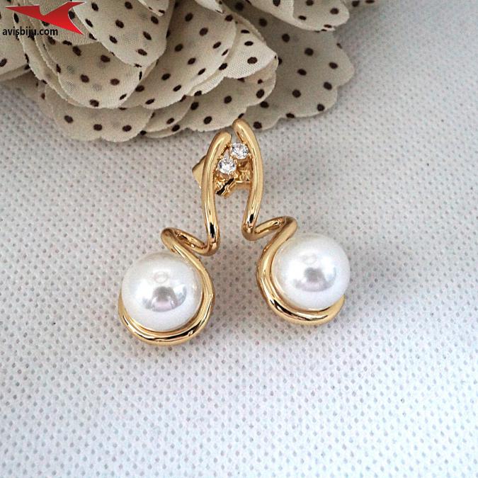 Обеци с 14К златно покритие и с цирконий