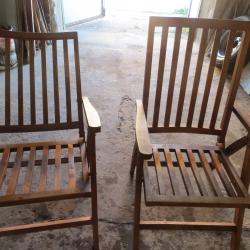 Сгъваеми дървени градински столове