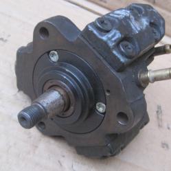 ГНП Alfa Romeo 147 1.9 JTD 140 к. с.  0445010071 Bosch за Alfa Romeo,