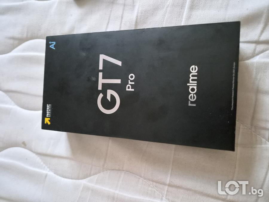 Продавам Relmi Gt7 pro във добро съснояние като нов 12 GB Ram 512 своб..