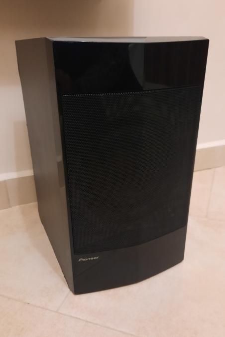 Pioneer-субуфър 3 ohms от домашно кино