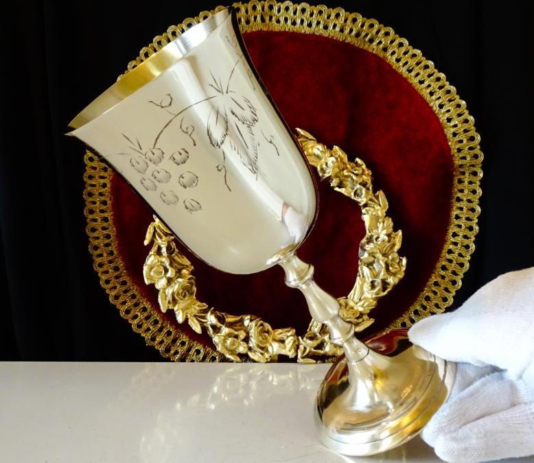 Бронзов бокал, чаша за вино с лоза и зряло грозде, 200 мл.