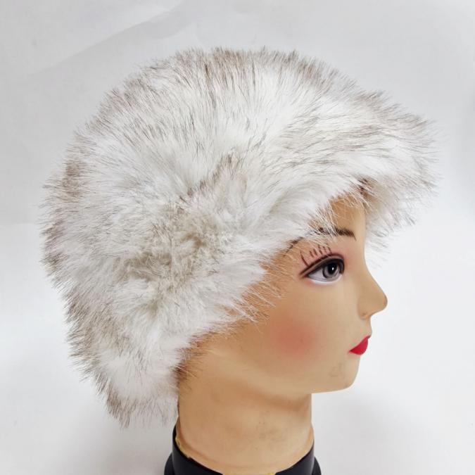 Дамска шапка с дълъг пухкав косъм  топлина и класа през зимата