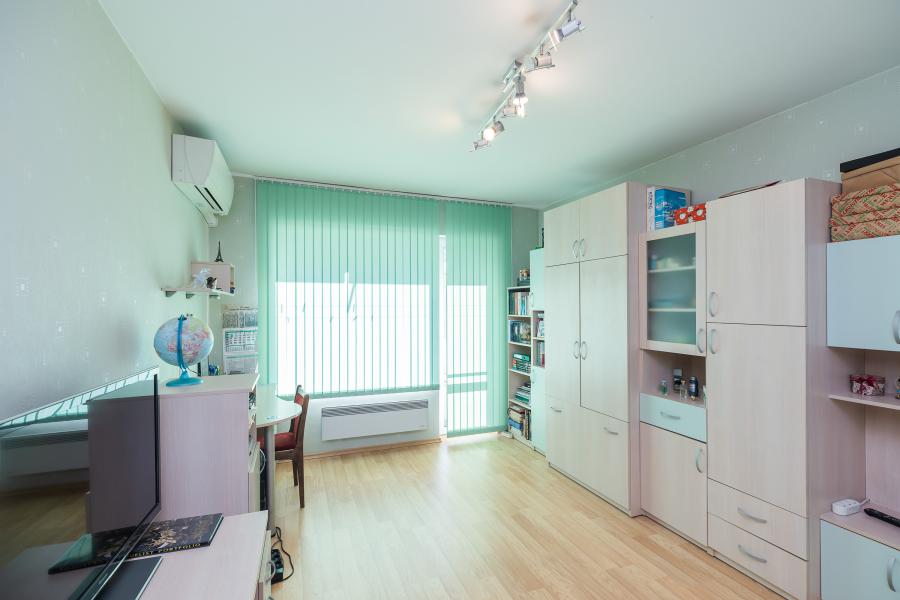 Обзавеждане за две детски стаи