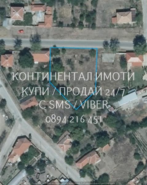 Код 62961. Дворно място 1500м2 с ток вода, до къщи, подходящо за жилищ