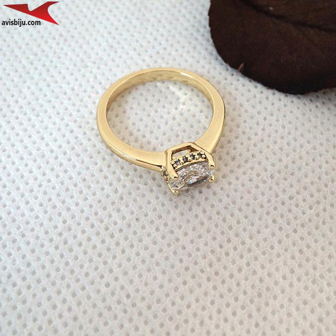 Пръстен с 14К златно покритие и с цирконий