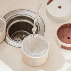 Магнитни стъклени буркани за подправки 6 броя  Стилен комплект за под