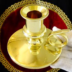 Свещник с дръжка, преносим свещник 7 см.