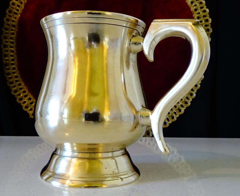 Бронзова чаша за вино 200 мл., халба.