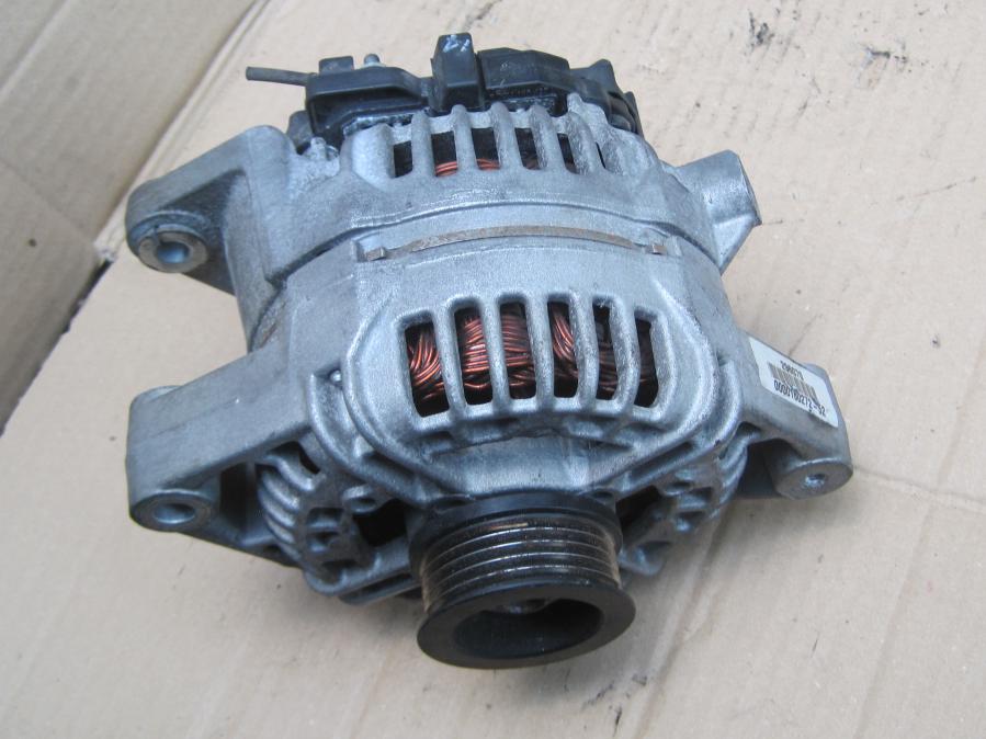 Алтернатор 1.6 16V за Opel Astra H 2003 - 2010 Bosch 0124425005, 14в