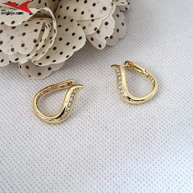 Обеци с 14К златно покритие и с цирконий