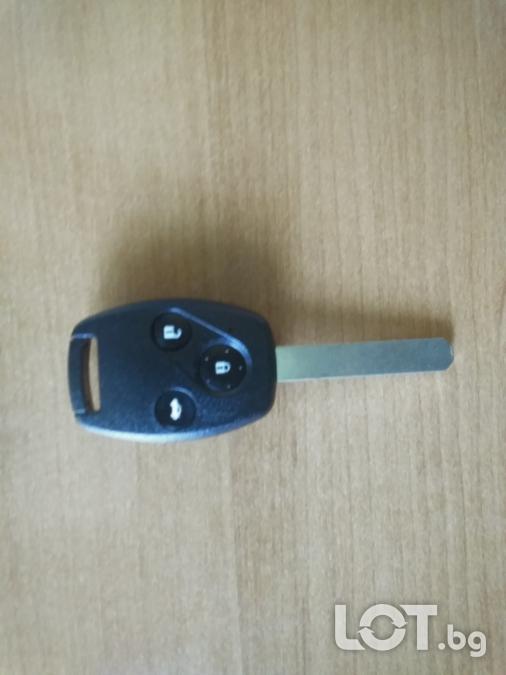 Ключ с дистанционно 3 бутона за Honda CRV 2002-2006