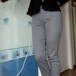 Панталон H&M черно и бяло, 34 номер