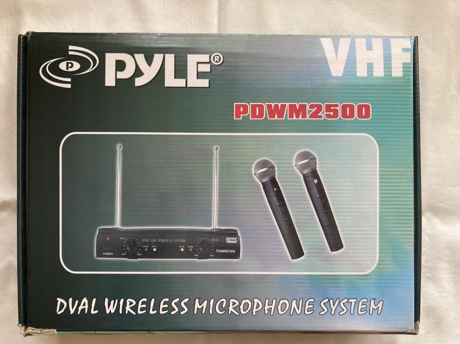 Продавам професионална микрофонна система Pyle Pdwm-2500