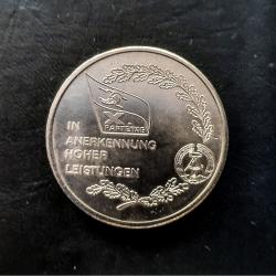 Продавам Медал от ГДР от 1981 г. Признание за високи заслуги