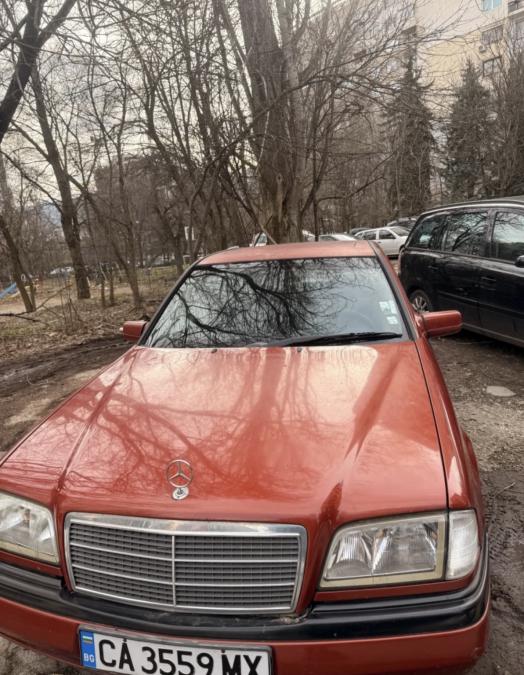 Mercedes-Benz C180, 1995г., 200000 км, 2000 €