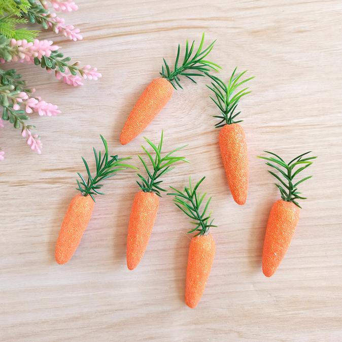 3490 Мини моркови за декорация, 6 броя в пакет