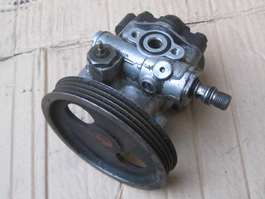 Хидравлична помпа за Mitsubishi Galant Lancer 1,6 1,8 16v  11.1992 -