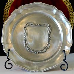 Калаена чиния, пано с рамка за снимка, гравиране, калаена сватба.