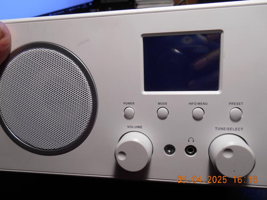 Envivo Env-1674 USB DAB FM Radio Bluetooth - for repair