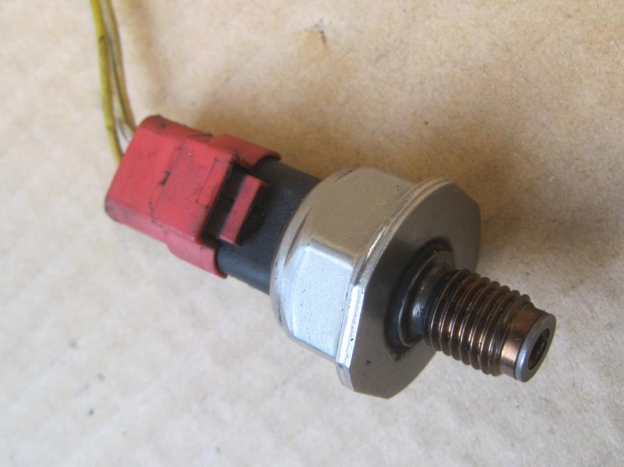 Датчик, налягане на горивото 5ws40039 Siemens 55pp02-1 Citroen c5 c4