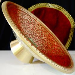 Бронзова фруктиера, клетъчен емайл, риби, лози с грозде.