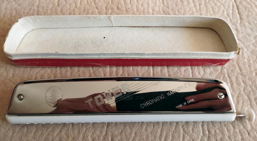 Tower - професионална хармоника 2 х 24 дупки