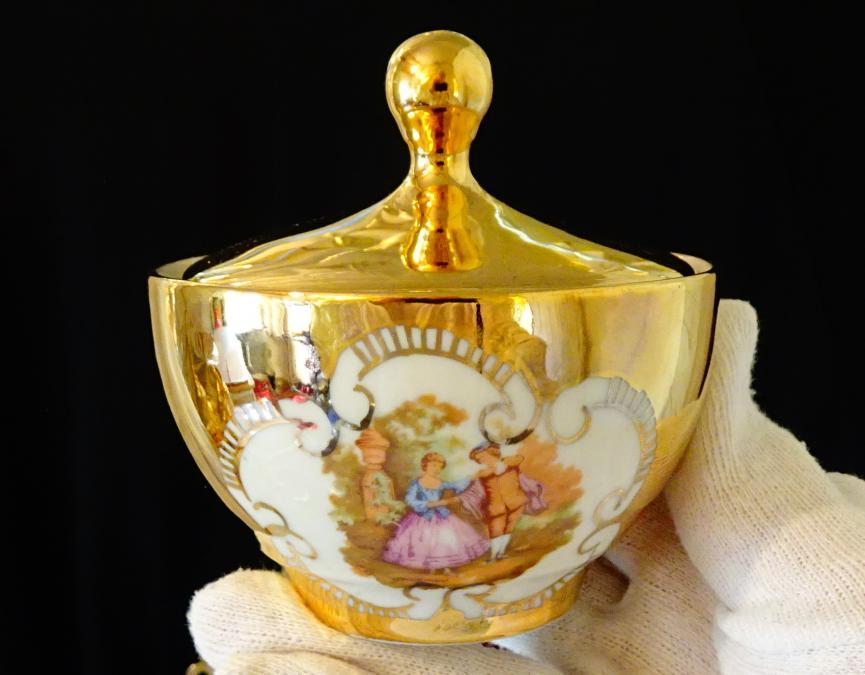 Захарница баварски порцелан, злато, картина, 200 мл.