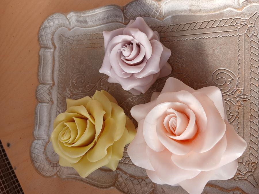 Декоративен глицеринов сапун класическа Роза ръчно направена