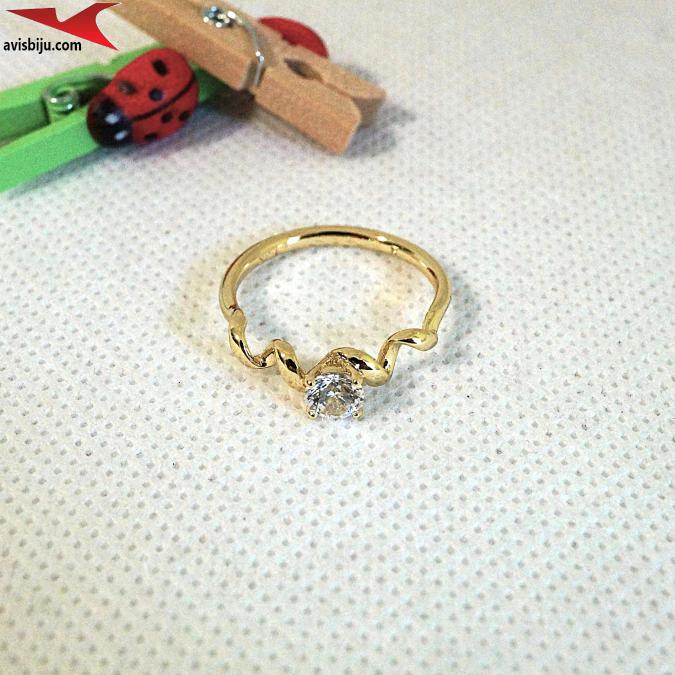 Пръстен с 14К златно покритие и с цирконий