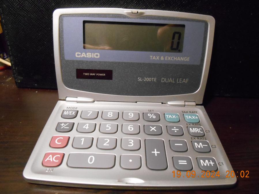 Casio Sl-200te Solar Pocket Calculator