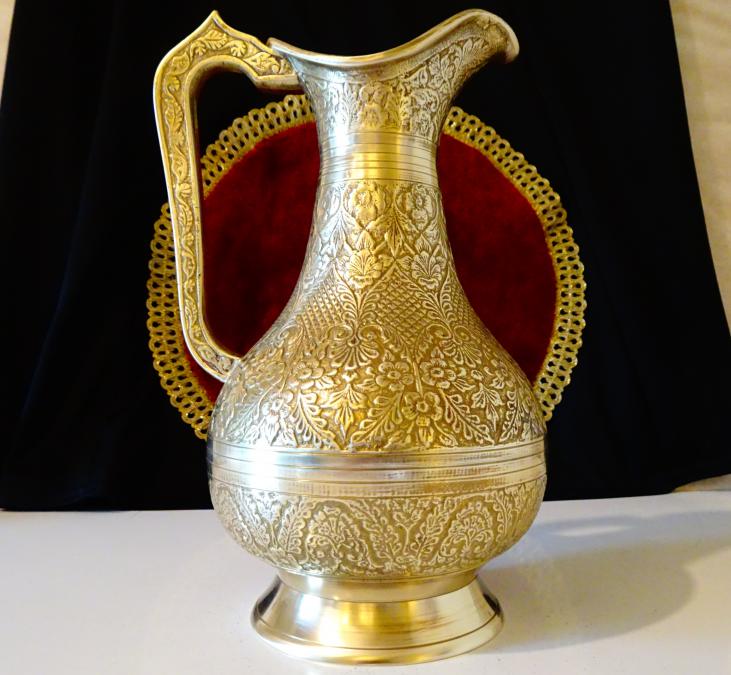 Бронзова кана шедьовър 1 кг., позлата, етикет.