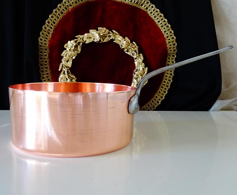 Медна тенджера 1.5 л., чиста червена мед.