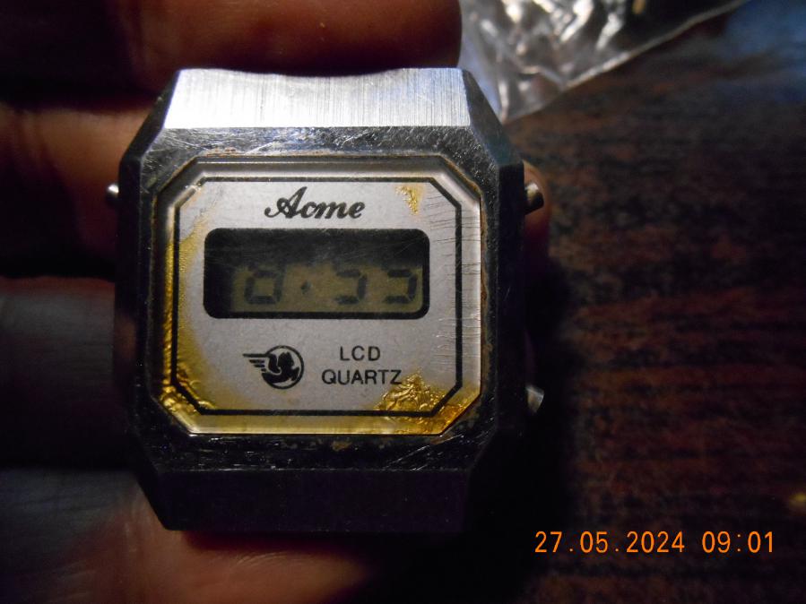 Acme- LCD watch - vintage 81