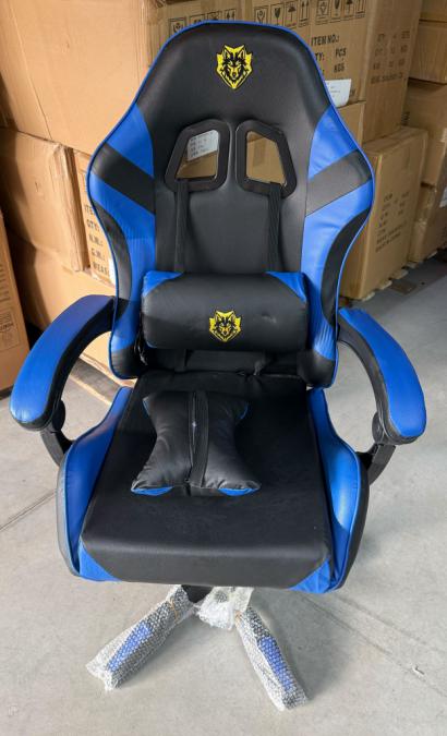 Ергономичен геймърски стол с масажна функция и поставка за крака  чер