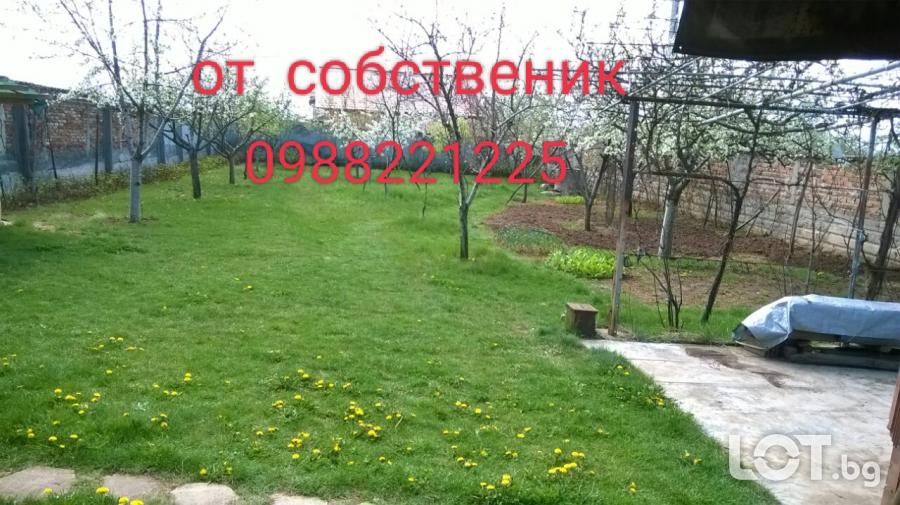 Продавам УПИ 625кв. м.