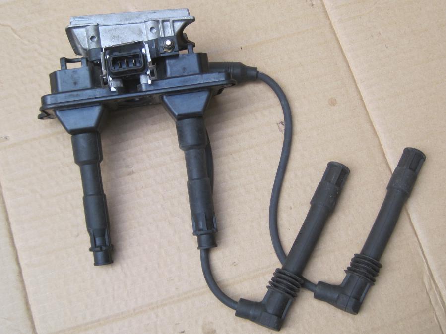 Запалителна бобина за Audi A6 C5 4B2 1.8 5da358057551 Hella 40823007