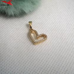 Висулка с 14К златно покритие и с цирконий