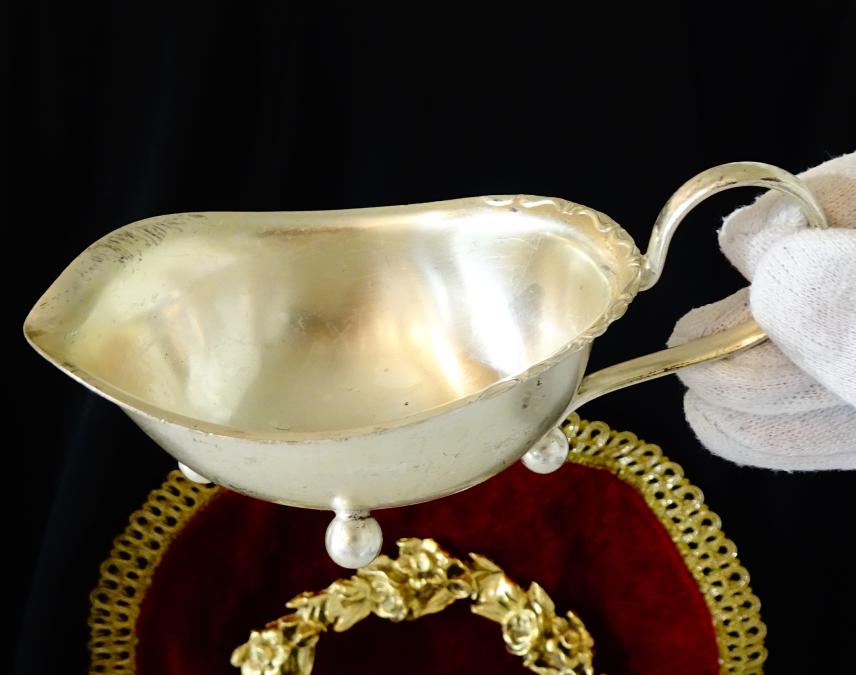 Посребрена сосиера, каничка 160 мл.