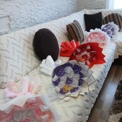 Букет от сатенени рози